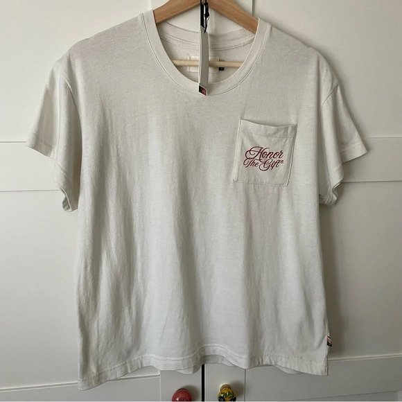 Honor The Gift T-Shirt White Woman’s Small “Thread The Needle” Graphic Sample - Picture 2 of 10